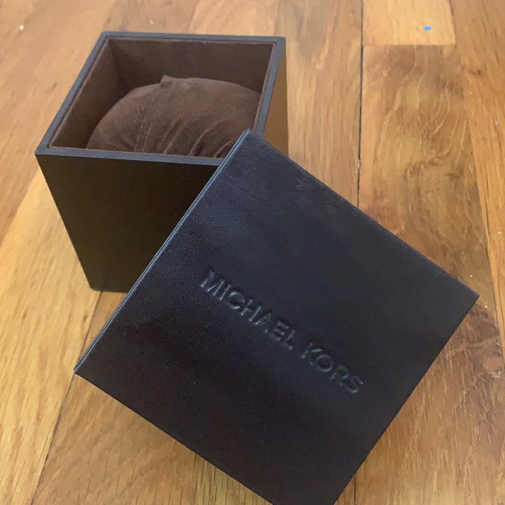 Michael Kors watch box